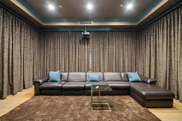 Still-102 2 Still-102 2