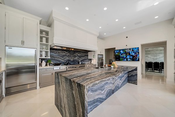 Still-51 2 Still-51 2