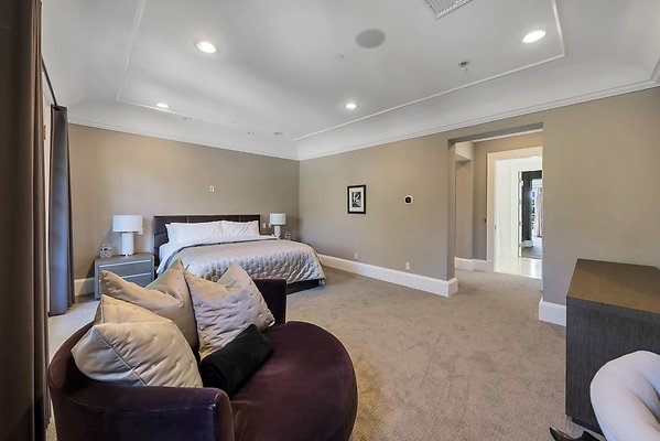 Still-82 2 Still-82 2