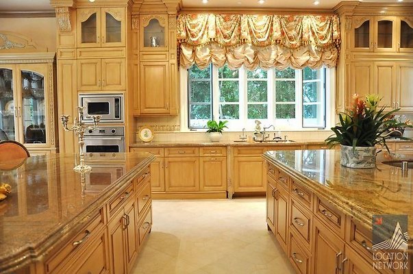 UNIVERSAL-7845-BH-93 UNIVERSAL-7845-BH-93