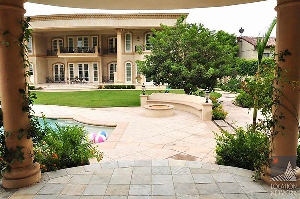 UNIVERSAL-7845-BH-142 UNIVERSAL-7845-BH-142