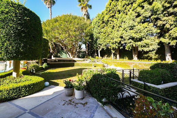 UNIVERSAL-B524-BH-49 UNIVERSAL-B524-BH-49