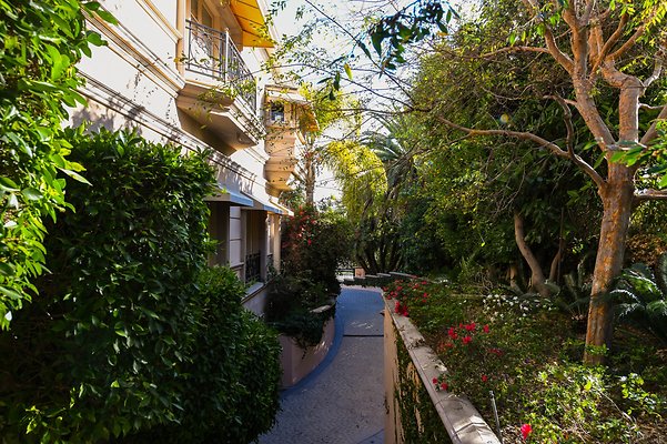 UNIVERSAL-B524-BH-57 UNIVERSAL-B524-BH-57