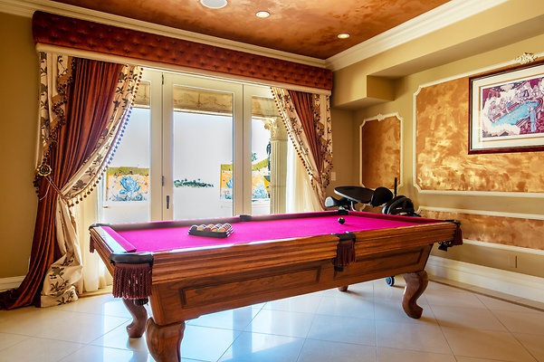 UNIVERSAL-D351-EN-32 UNIVERSAL-D351-EN-32