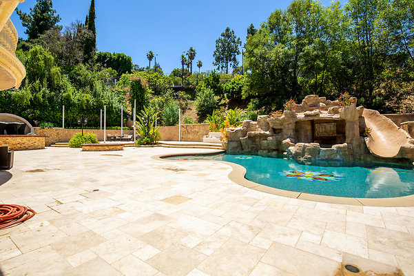 UNIVERSAL-D351-EN-95 UNIVERSAL-D351-EN-95