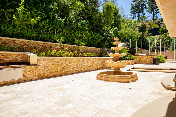 UNIVERSAL-D351-EN-108 UNIVERSAL-D351-EN-108