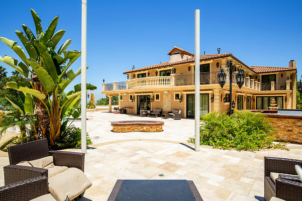 UNIVERSAL-D351-EN-103 UNIVERSAL-D351-EN-103