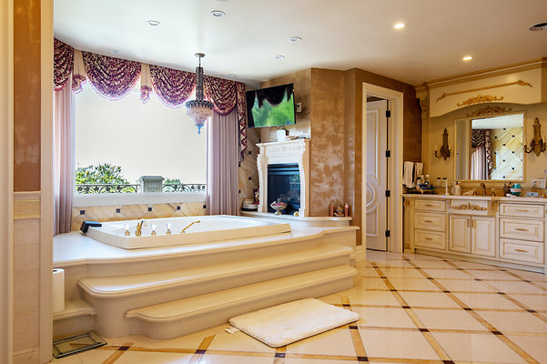 UNIVERSAL-D351-EN-46 UNIVERSAL-D351-EN-46