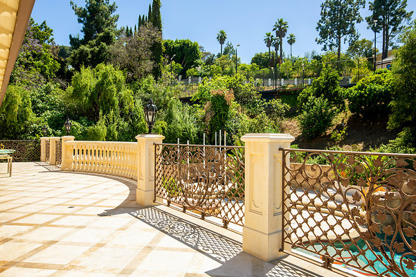 UNIVERSAL-D351-EN-80 UNIVERSAL-D351-EN-80