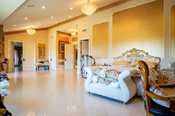 UNIVERSAL-D351-EN-44 UNIVERSAL-D351-EN-44