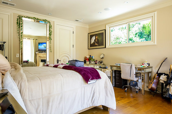 UNIVERSAL-D351-EN-66 UNIVERSAL-D351-EN-66