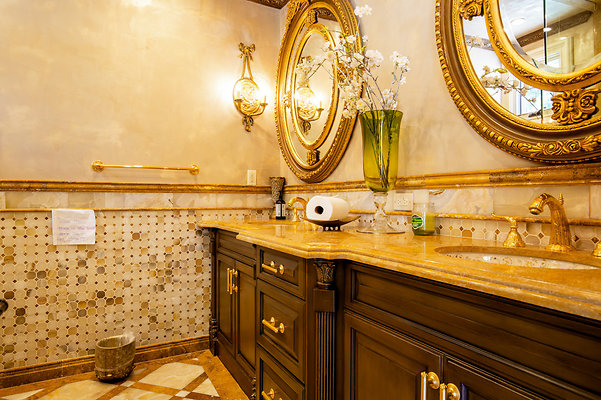 UNIVERSAL-D351-EN-39 UNIVERSAL-D351-EN-39