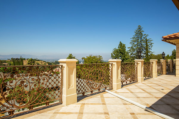 UNIVERSAL-D351-EN-81 UNIVERSAL-D351-EN-81