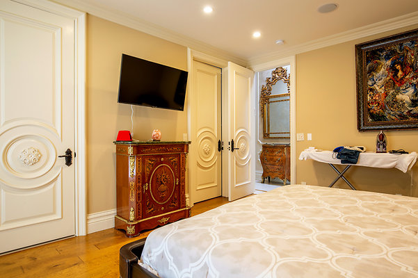 UNIVERSAL-D351-EN-62 UNIVERSAL-D351-EN-62