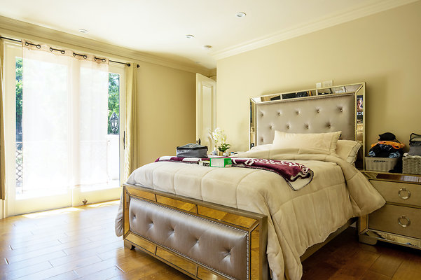 UNIVERSAL-D351-EN-68 UNIVERSAL-D351-EN-68