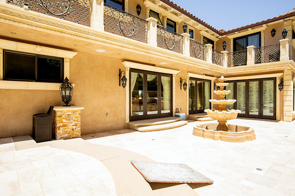 UNIVERSAL-D351-EN-107 UNIVERSAL-D351-EN-107