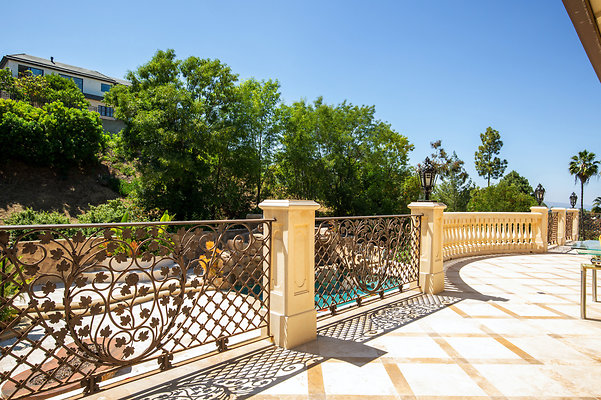 UNIVERSAL-D351-EN-77 UNIVERSAL-D351-EN-77