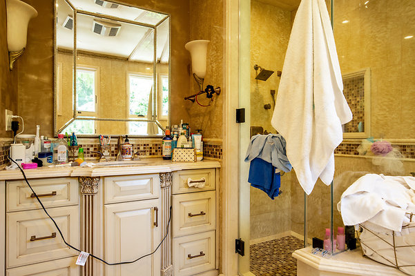 UNIVERSAL-D351-EN-70 UNIVERSAL-D351-EN-70