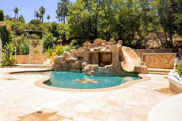 UNIVERSAL-D351-EN-96 UNIVERSAL-D351-EN-96