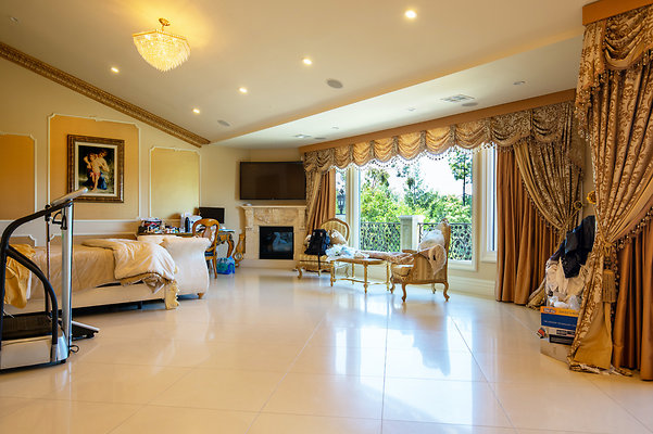 UNIVERSAL-D351-EN-42 UNIVERSAL-D351-EN-42