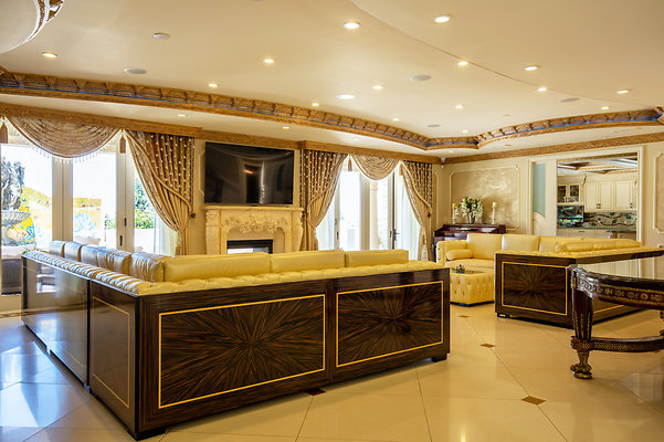 UNIVERSAL-D351-EN-16 UNIVERSAL-D351-EN-16