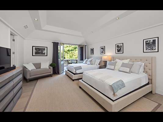 Carolwood Photos Spring 2022-27