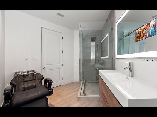 Carolwood Photos Spring 2022-29