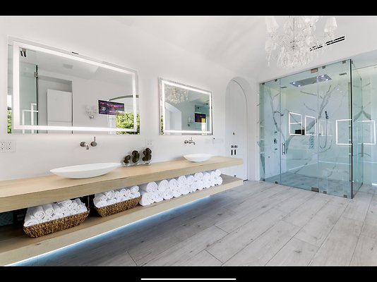 Carolwood Photos Spring 2022-23