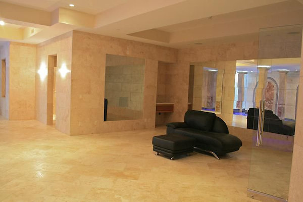 UNIVERSAL-B960-BH-70 UNIVERSAL-B960-BH-70