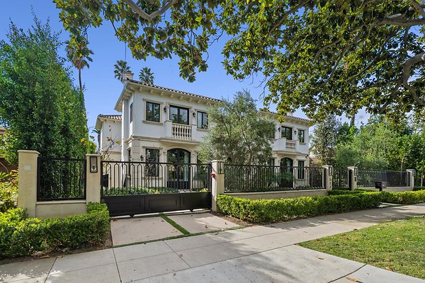 Still-13 2 Still-13 2