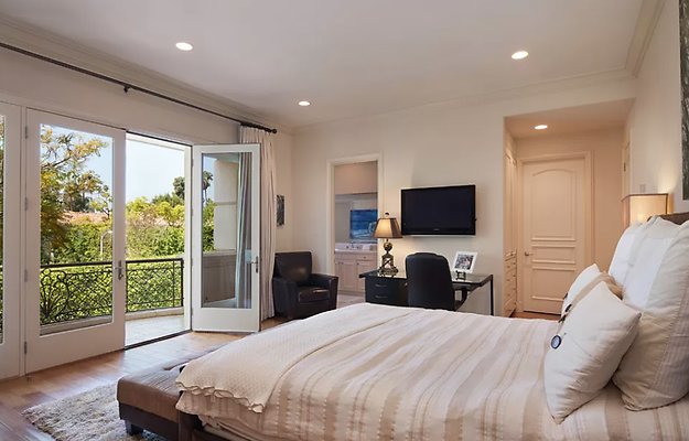 UNIVERSAL-B229-BH-19 UNIVERSAL-B229-BH-19