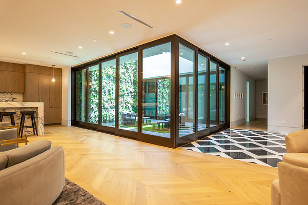 UNIVERSAL-D337-BH-81 UNIVERSAL-D337-BH-81