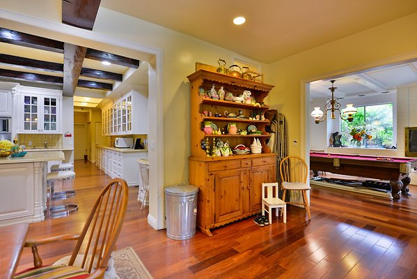 UNIVERSAL-A977-bh-28 UNIVERSAL-A977-bh-28