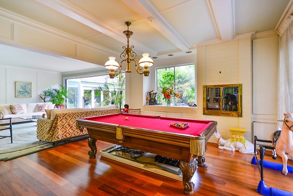 UNIVERSAL-A977-bh-24 UNIVERSAL-A977-bh-24