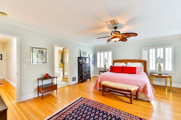 UNIVERSAL-A977-bh-66 UNIVERSAL-A977-bh-66