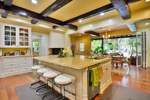 UNIVERSAL-A977-bh-31 UNIVERSAL-A977-bh-31