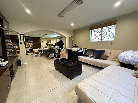 UNIVERSAL-CW266-BW-79 UNIVERSAL-CW266-BW-79