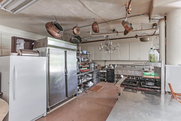 UNIVERSAL-A347-BH-132 UNIVERSAL-A347-BH-132