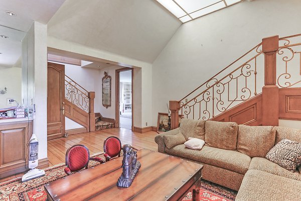 UNIVERSAL-A347-BH-83 UNIVERSAL-A347-BH-83