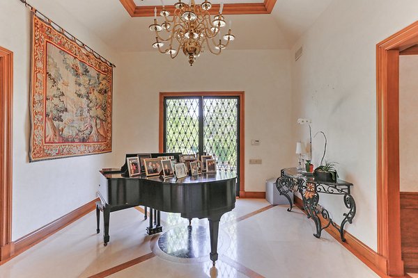 UNIVERSAL-A347-BH-153 UNIVERSAL-A347-BH-153