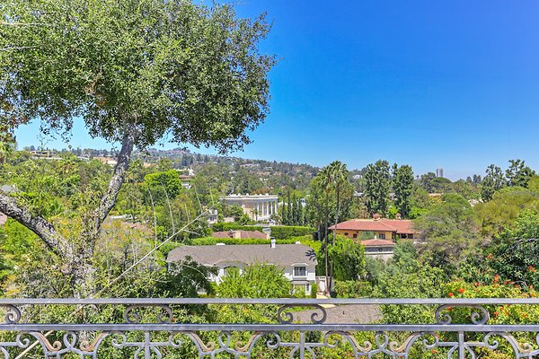 UNIVERSAL-A347-BH-182