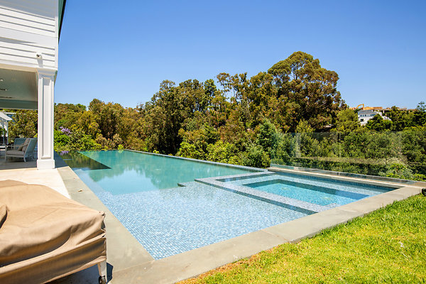 UNIVERSAL-D366-LA-123 UNIVERSAL-D366-LA-123