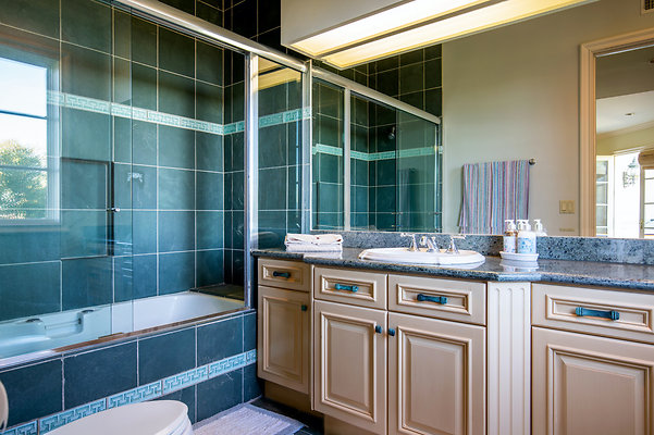 UNIVERSAL-D215-BW-85 UNIVERSAL-D215-BW-85