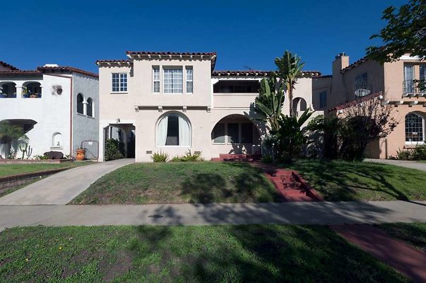 1129 South Hayworth LA