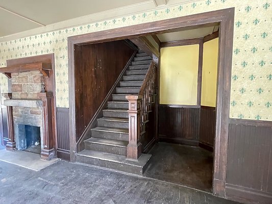 th Shelley&apos;s - 11