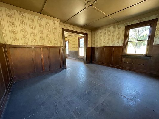 th Shelley&apos;s - 15