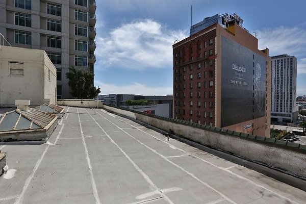 CapEquityTheVarietyArtsTheater115