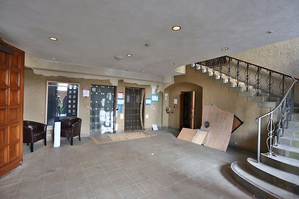 CapEquityTheVarietyArtsTheater160 CapEquityTheVarietyArtsTheater160