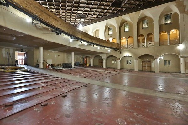 CapEquityTheVarietyArtsTheater124 CapEquityTheVarietyArtsTheater124