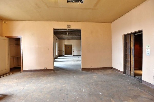 CapEquityTheVarietyArtsTheater83